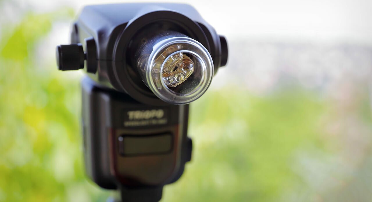 Вспышки для фотоаппаратов совместимые с Nikon в Махачкале